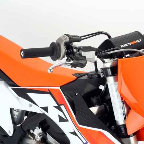 D40-11-002 LEVA FRENO OEM STD.CR98>07/RM96>03