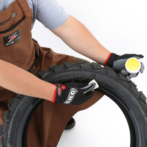 D51-50-120 BEAD CREAM GOMME 40gr.