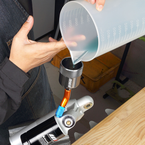 D59-37-159 ATTREZZO SPURGO ORO MONO SHOWA-2