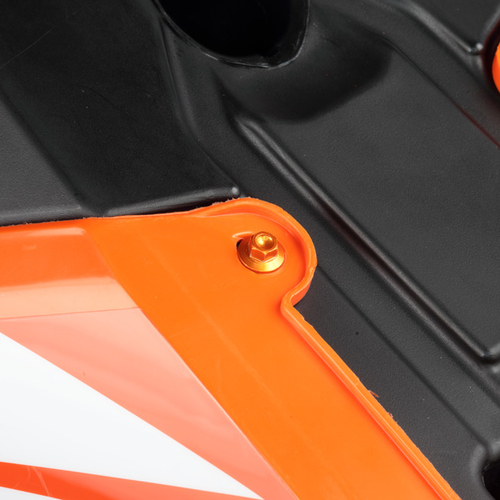 ZETA Aluminum Bolt Set for Plastics KLX250,D-Tracker 18pcs Red