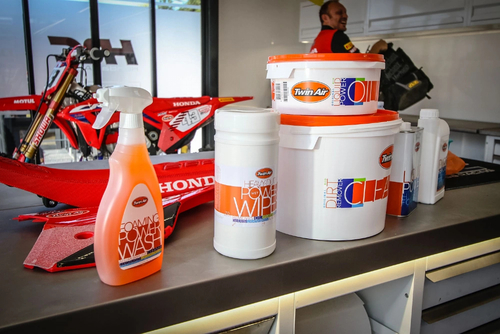 Twin Air Foaming Power Wash (750ml)