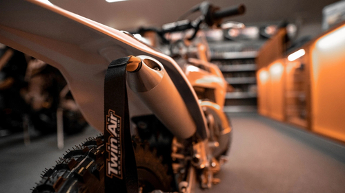 Exhaust Plug 'Mini', Dia 18mm to 21mm, (with Strap) 